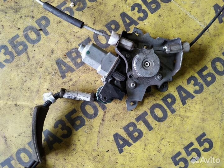 Стеклоподъемник передний левый Nissan Almera G15