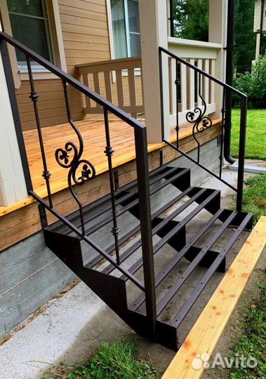 Лестница винтовая в дом