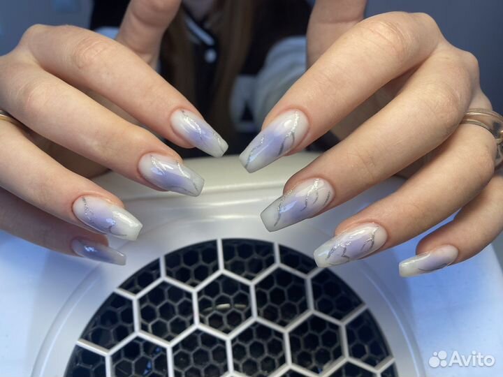 Маникюр с покрытием гель-лаком