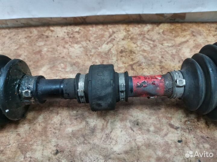 Привод передний левый Hyundai Santa-Fe 2 2.2