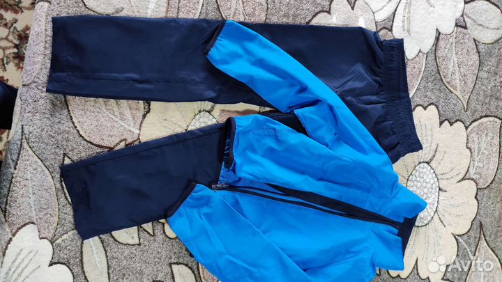 Спортивный костюм