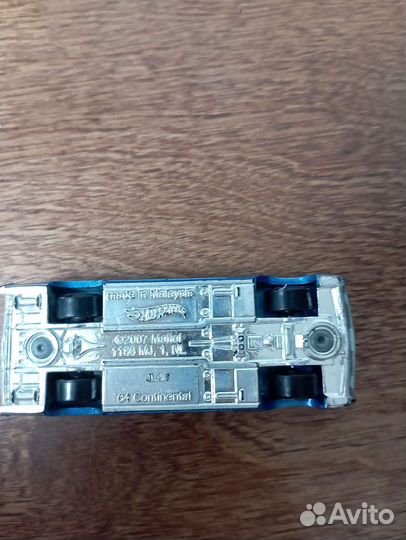 Hot wheels 64 continental