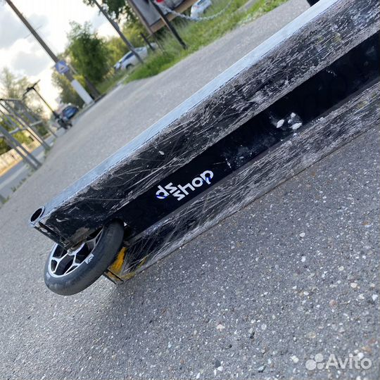 Самокат трюковой