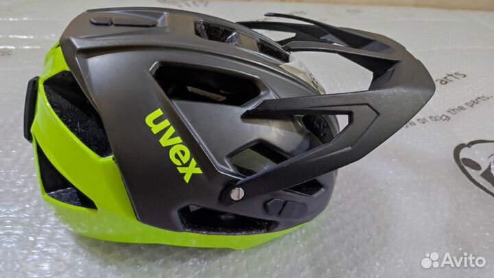 Шлем велосипедный Uvex Quatro
