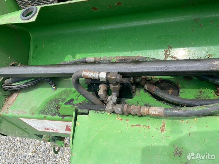 Пресс-подборщик John Deere 550, 2007