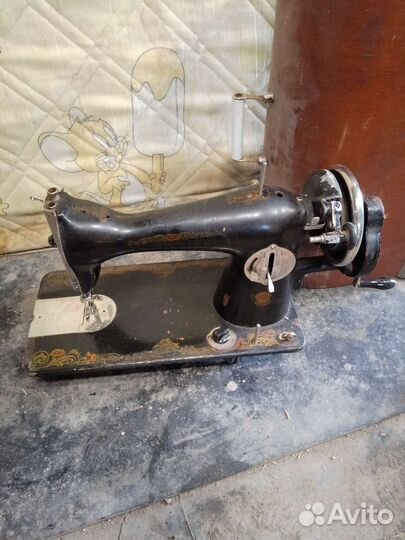 Швейная машинка