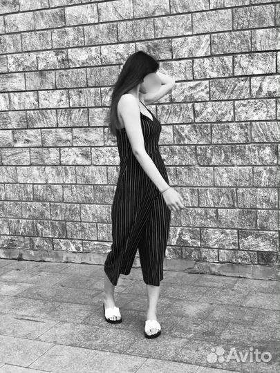 Комбинезон женский