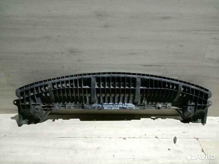 Пыльник переднего бампера Toyota