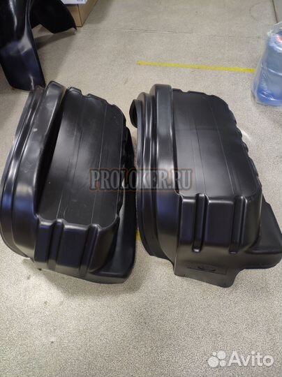 Подкрылки зад Mercedes Sprinter W909 2013- Спарка