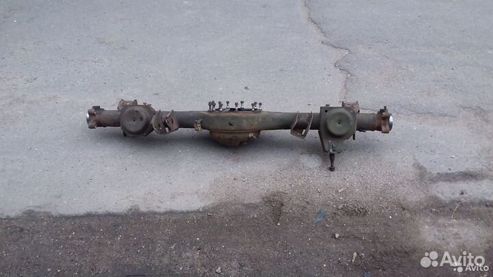 Чулок заднего моста Nissan Terrano LR50 Pathfinder