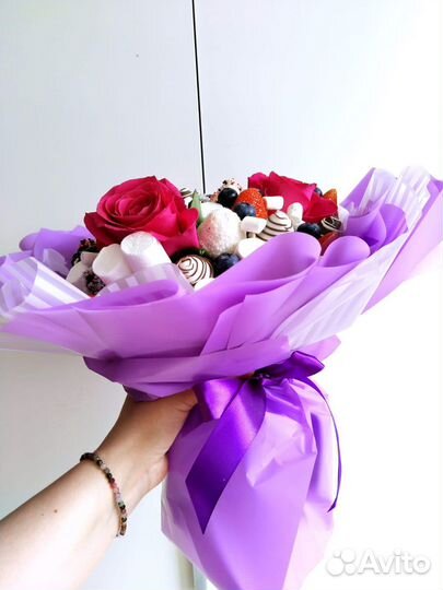 Букет из клубники в шокоалде с доставко