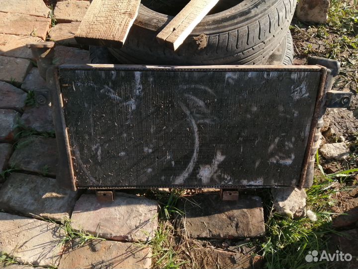 Радиатор на ниву 2121