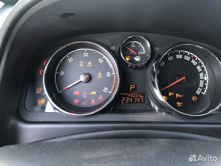 Opel Antara 2.2 AT, 2014, 235 000 км