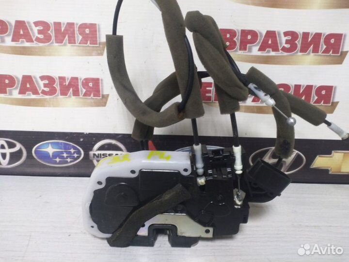 Замок двери передний левый Nissan X-Trail NT32