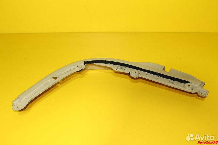 VW Phaeton Накладка двери передней левой