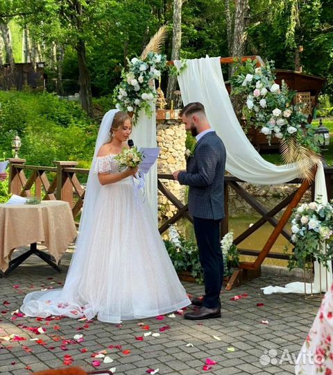 Украшение свадебного зала