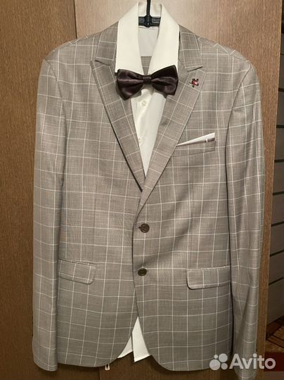 Костюм мужской