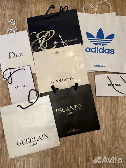 Пакет подарочный брендовый