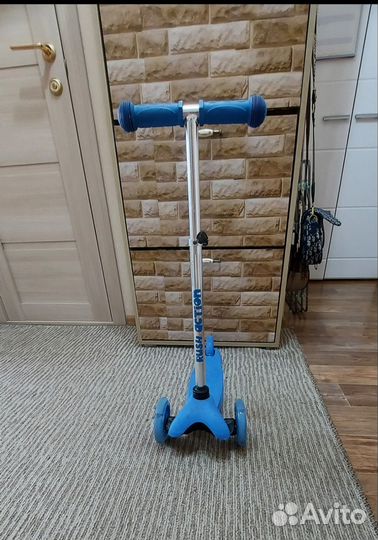 Самокат детский трехколесный