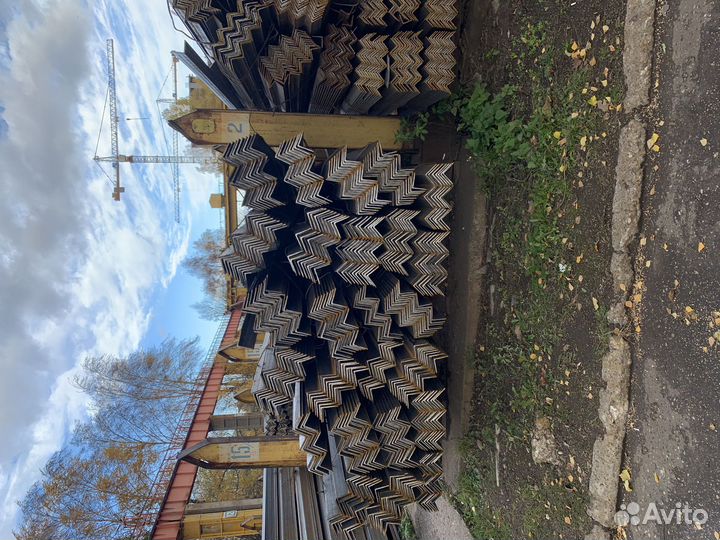 Уголок стальной