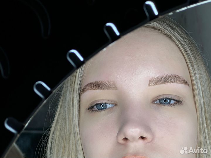 Мастер бровист