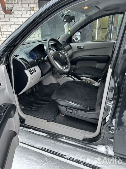 Mitsubishi L200 2.5 AT, 2008, 340 000 км