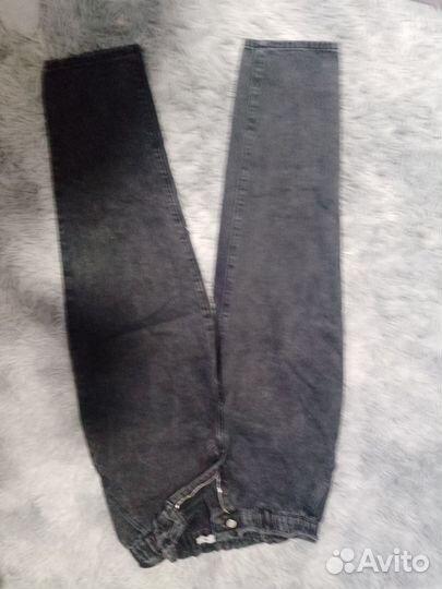 Джинсы