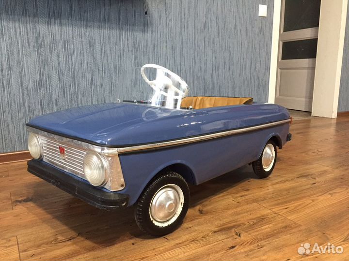 Педальный москвич 3 серия 1986года