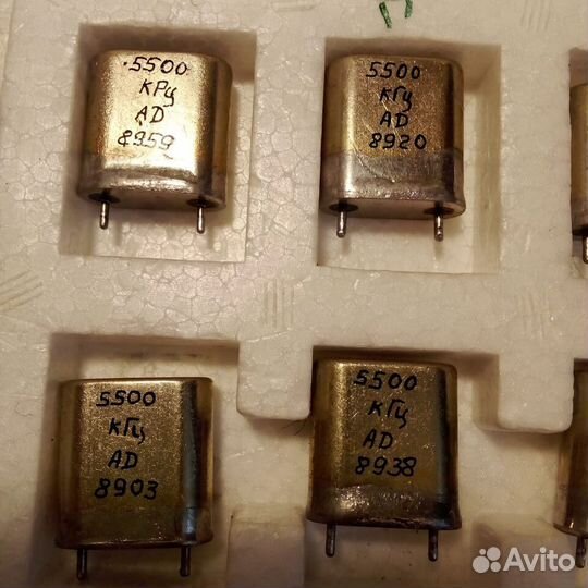 Резонаторы кварцевые. СССР