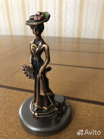 Коллекция фигурок из металла 