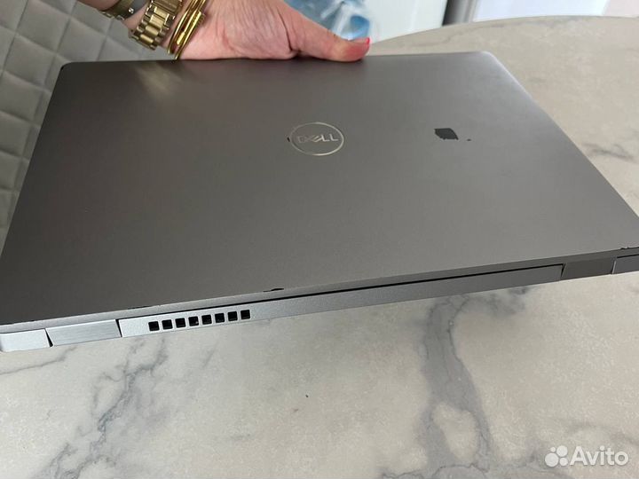 Ноутбук Dell Latitude 5310