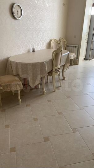 2-к. квартира, 60 м², 10/16 эт.