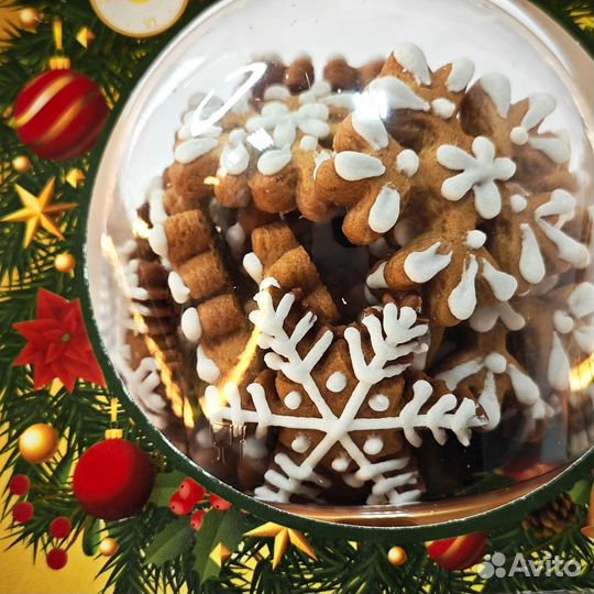 Купол с пряниками снежинками