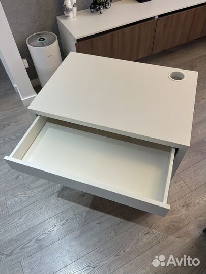IKEA микке, письменный стол 73Х50