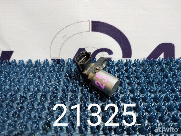 Датчик положения распредвала Subaru Legacy