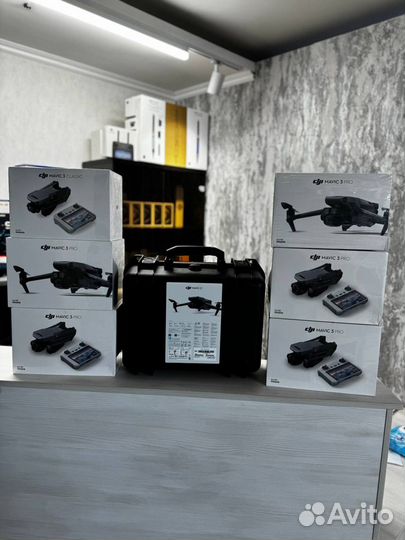 Квадрокоптер DJI Mavic 3 в ассортименте