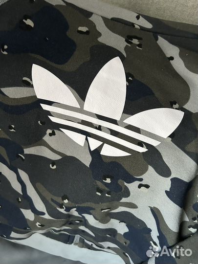 Ветровка adidas