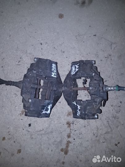 Суппорт задний Mercedes-Benz W 220 3,2 CDI