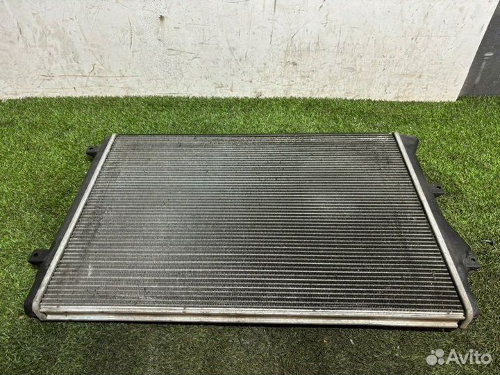 Радиатор основной Volkswagen Scirocco 2009