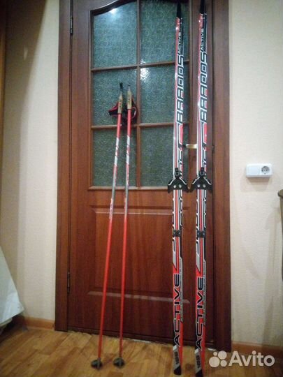 Лыжи и ботинки