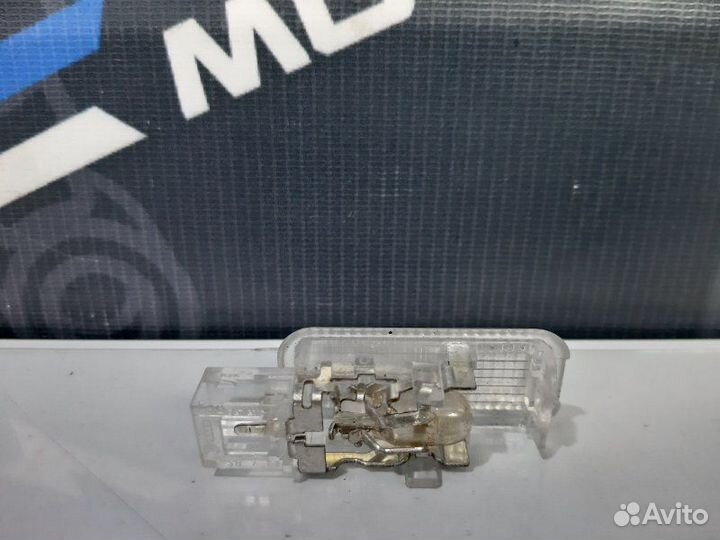 Плафон салона Audi A4 B7 BGB 2005