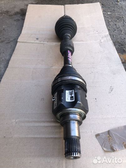 Полуось передняя левая Lexus CT-200h Prius 30