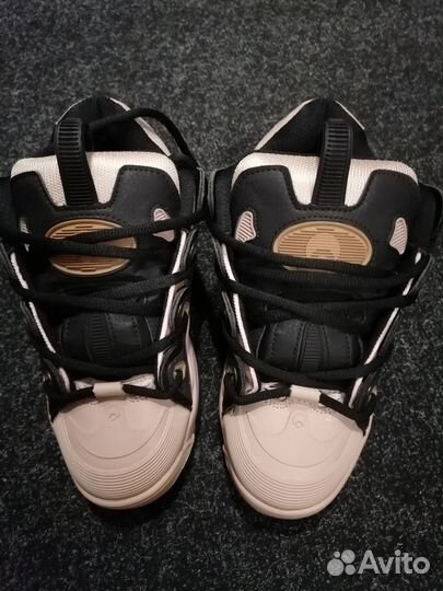 Кроссовки осирис