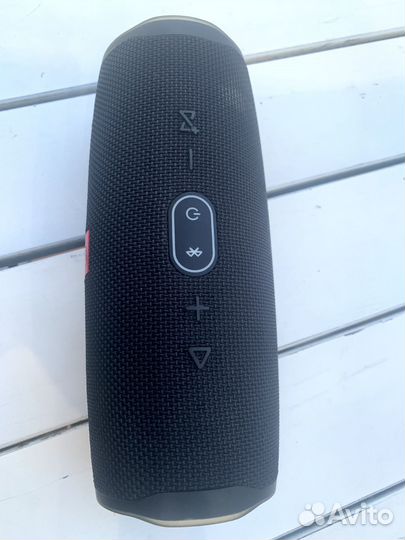 Jbl charge 4 black оригинал