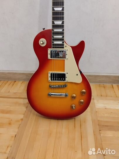 Электрогитара Flight Les Paul