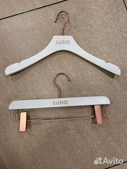 Плечики вешалки