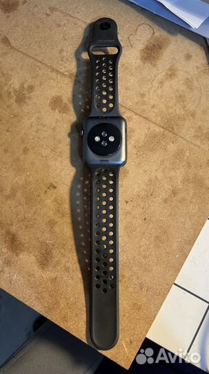 Apple Watch 3 42 mm Nike Series