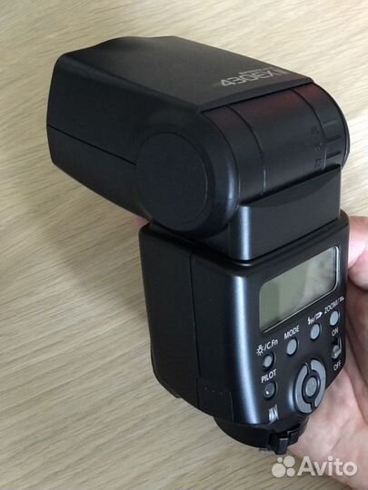 Вспышка Canon Speedlite 430 EX II