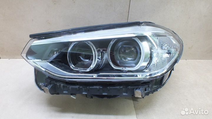 Фара левая G01