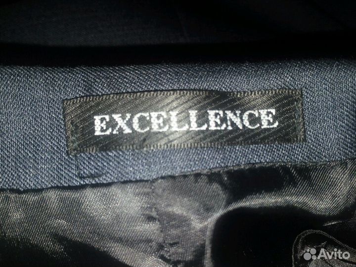 Школьный костюм-тройка